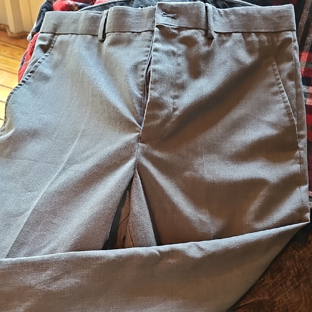 jf j.ferrar Grey Pants with White Logo Embroidery